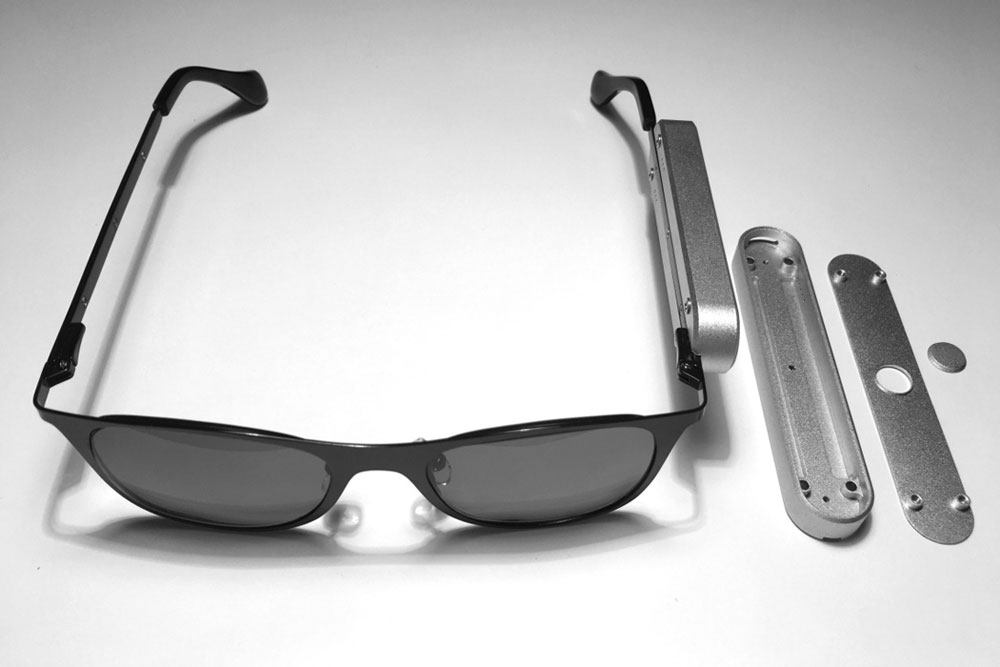 Smart Glasses for Blind People