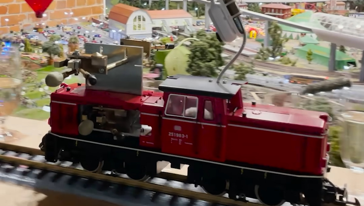 Longest Melody Played By A Model Train
