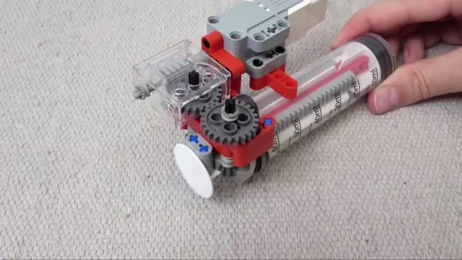 Building a Lego-powered Submarine 4.0